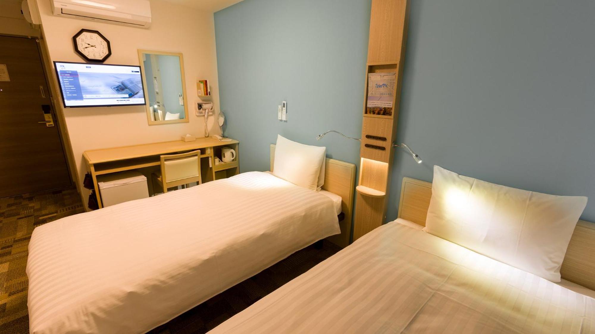 Toyoko Inn Jr Wakayama Eki Higashi Guchi Rom bilde